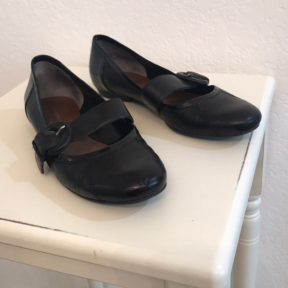 Bandalino flat Mary Janes